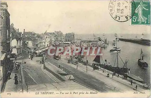 Cartes postales Le Treport Vue sur le Port prise du Musoir Bateaux