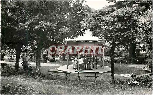 Moderne Karte Vic sur Cere (Cantal) La Buvette