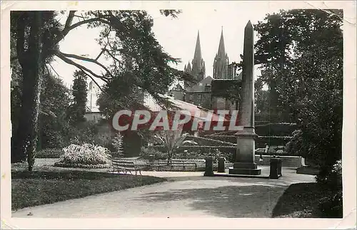 Cartes postales moderne Coutances (Manche) Normandie Pittoresque Le Jardin Public L'Obelisque