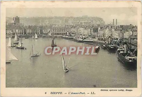 Cartes postales Dieppe L'Avant Port Bateaux