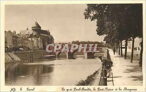 Cartes postales Laval Le Quai Paul Bondit Le Pont Vieux et la Mayenne