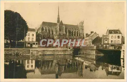 Cartes postales Amiens (Somme) La Cathedrale vue du Port d'Amont