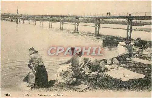 REPRO Vichy Laveuses sur l'Allier