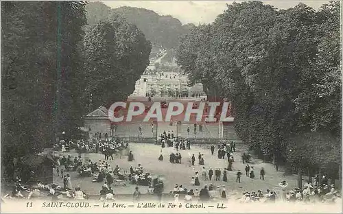 Ansichtskarte AK Saint Cloud Le Parc L'Allee du Fer a Cheval