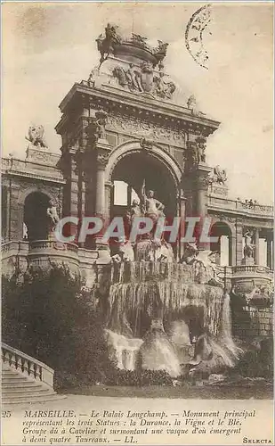 Ansichtskarte AK Marseille Le Palais Longchamp Monument principal representant les trois Statues