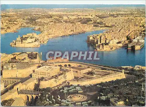 Cartes postales moderne Aerial View Dockyard Creek Grand Harbour Malta