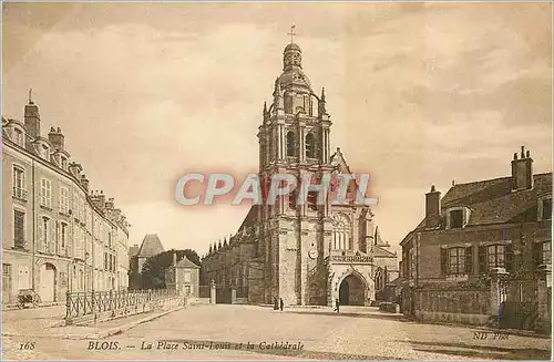 Cartes postales Blois La Place Saint Louis et la Cathedrale