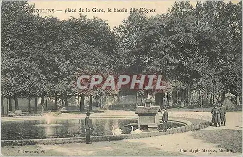 Cartes postales Moulins Place de la Gare le Bassin des Cignes