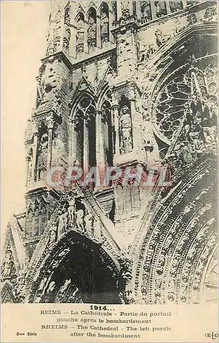 Cartes postales Reims La Cathedrale Partie du portail gauche apres le bombardement Militaria