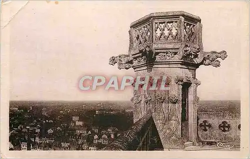 Cartes postales Nevers (Nievre) Cathedrale Saint Cyr Couronnement de la Tour