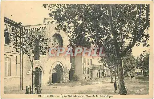 Cartes postales Hyeres Eglise Saint Louis et Place de la Republique