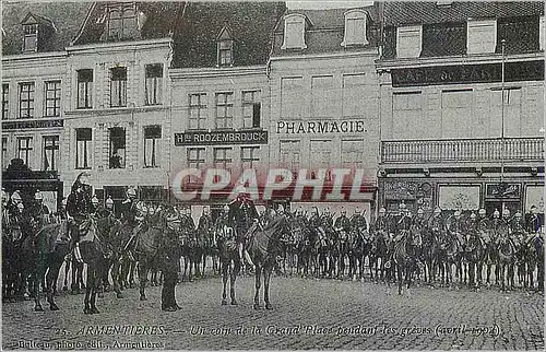 REPRO Armentieres Un coin de la Grand Place pendant les greves (avril 1902)