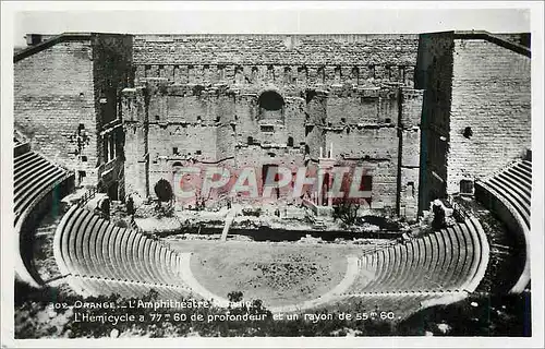Cartes postales moderne Orange L'Amphitheatre Romains L'Hemicycle a 77m60 de profondeur et un rayon de 55m60