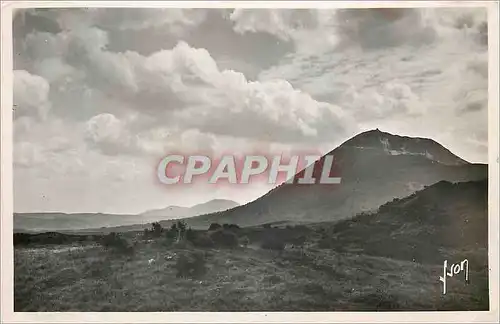 Cartes postales moderne Env de Clermont Ferrand (P de D) Le Puy de Dome (alt 1465 m Haut 600 m)