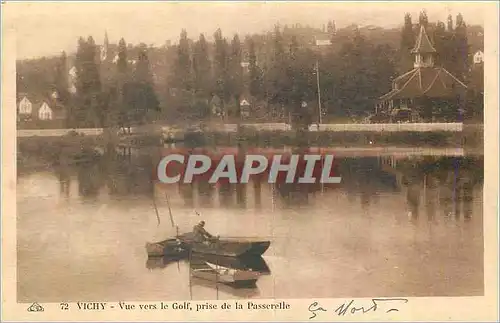 Cartes postales Vichy Vue vers le Golf prise de la Passerelle Peche