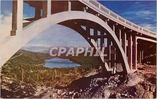 Cartes postales moderne Sierra Nevada Donner Lake This Beautiful Alpine Lake Lies in a Glacial Hollow