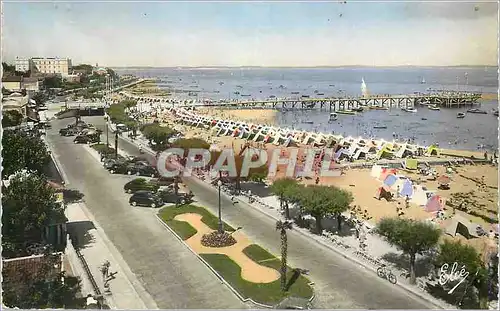 Cartes postales moderne Arcachon (Gironde) Vue d'Ensemble de la Plage et de la Jetee Thiers