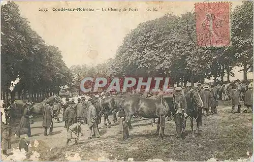 Cartes postales Conde sur Noireau Le Champ de Foire