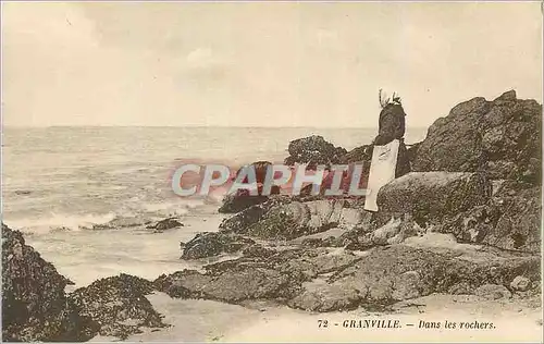Cartes postales Granville Dans les Rochers Folklore