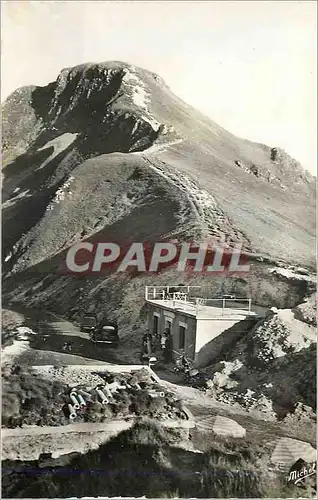 Cartes postales moderne Puy Mary (alt 1787 m) Le Cantal Pouristique par Michel La Buvette LE Refuge