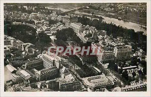 Cartes postales moderne Vichy Le Parc du Casino et les Hotels