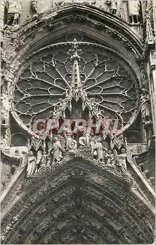 Cartes postales moderne Cathedrale de Reims Le Couronnement de la Vierge et la Grande Rosace