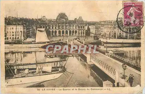 Cartes postales Le Havre La Bourse et Le Bassin du Commerce Bateau