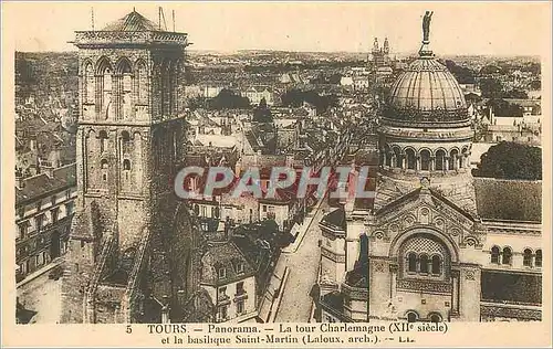 Cartes postales Tours Panorama La Tour Charlemagne (XIIe Siecle) et la Basilique Saint Martin