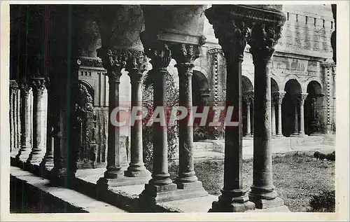 Cartes postales moderne Arles Cloitre St Trophime