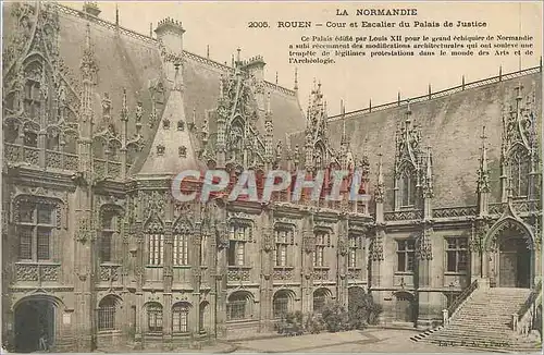 Ansichtskarte AK Rouen La Normandie Cour et Escalier du Palais de Justice