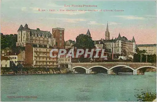 Cartes postales Pau Les Basses Pyrenees Vue Generale sur le Chateau et l'Hotel
