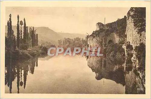 Ansichtskarte AK Aux environs de Conduche Vallee du Lot Coule Paisible et Majestueux