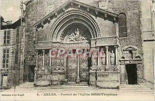 Cartes postales Arles Portait de l'Eglise Saint Trophime