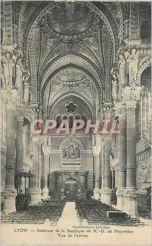 Cartes postales Lyon Interieur de la Basilique de N D de Fourviere Vue de l'entree