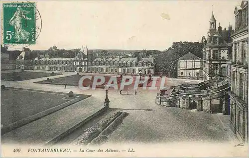 Cartes postales Fontainebleau La Cour des Adieux