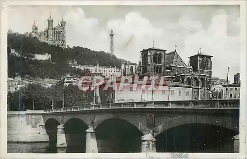 Cartes postales moderne Lyon Pont Cathedrale St Jean et Coteau de Fourviere