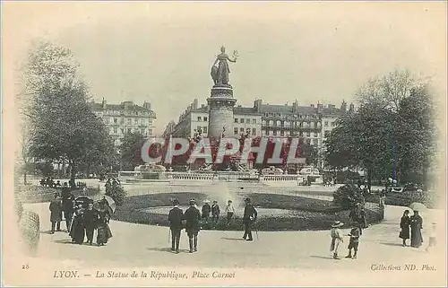 Cartes postales La Statue de la Republique Place Carnot