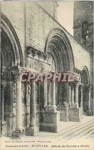 Cartes postales Environs d'Arles St Gilles Detail du Porche a droite