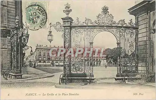 Cartes postales Nancy La Grille et la Place Stanislas