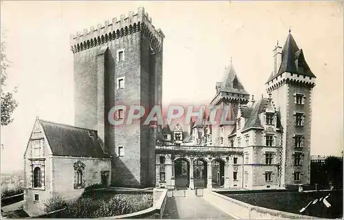 Cartes postales moderne Toute la France Pau Le Chateau Henri IV Entree principale et la chapelle