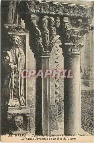 Cartes postales Arles Eglise St Trophime Details du Cloitre Colonnes Jumelles et le Roi Salomon
