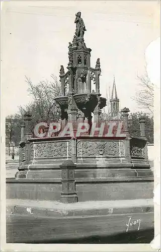 Cartes postales moderne Clermont Ferrand(P de D) Fontaine d'Amboise (1515)