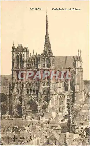 Ansichtskarte AK Amiens cathedrale a vol d oiseau