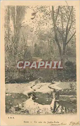 Cartes postales Reims un coin du jardin ecole