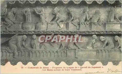 Cartes postales Cathedrale de reims fragment du tympan du portail du jugement les morts sortant de leurs tombeau