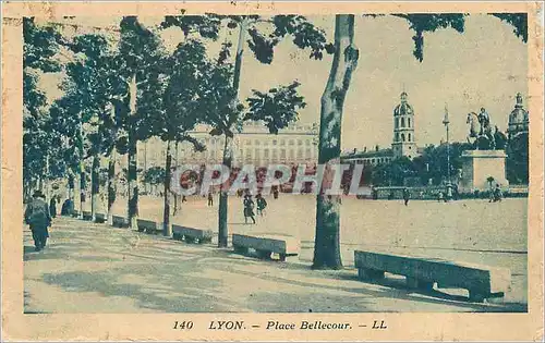 Cartes postales Lyon place bellecour