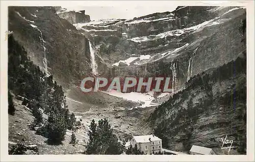 Cartes postales moderne Gavarnie le cirque et l hotel