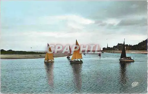 Cartes postales moderne Voiliers rentrant au port Bateaux