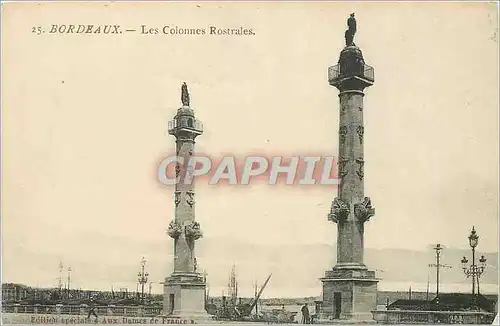Cartes postales Bordeaux les colonnes rostrales