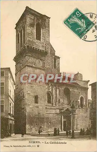 Cartes postales Nimes la cathedrale